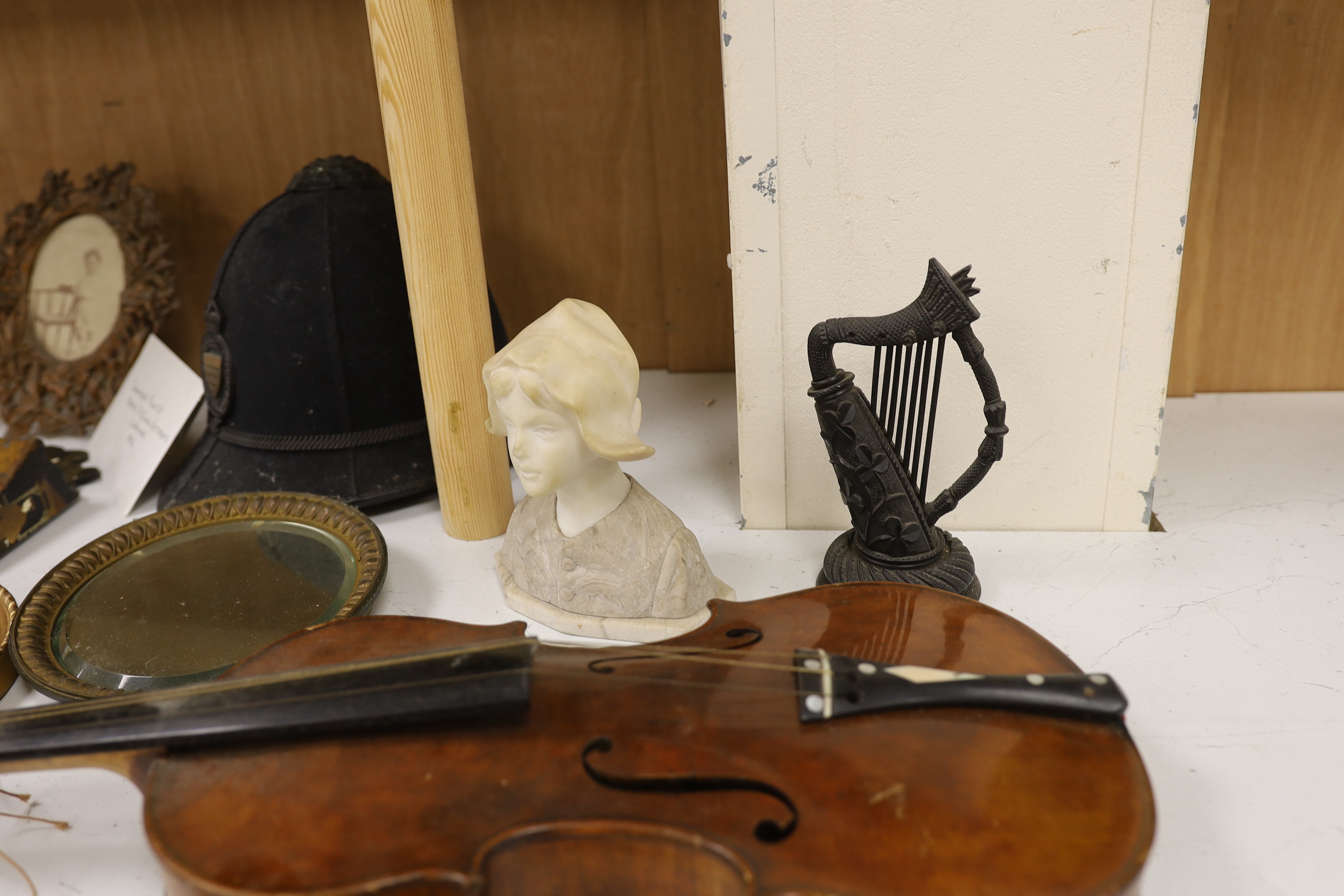Mixed collectables - An early 20th century violin, interior label reads ‘Nicolaus Amatus fecit in Cremona 1651 Made in Czechoslavia’, an QEII General Service medal, CANAL ZONE bar, to AC1 P G DARLINGTON (2523204) RAF, a
